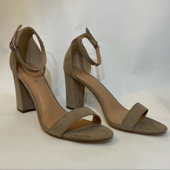 Madden Girl Beige Tan Block Heels Size 10 - Picture 3 of 5